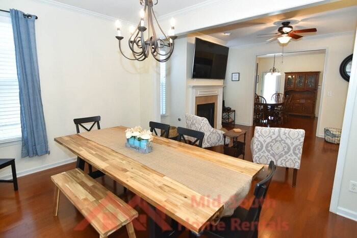 1342 Harbor Park Dr - Photo 2 of 28