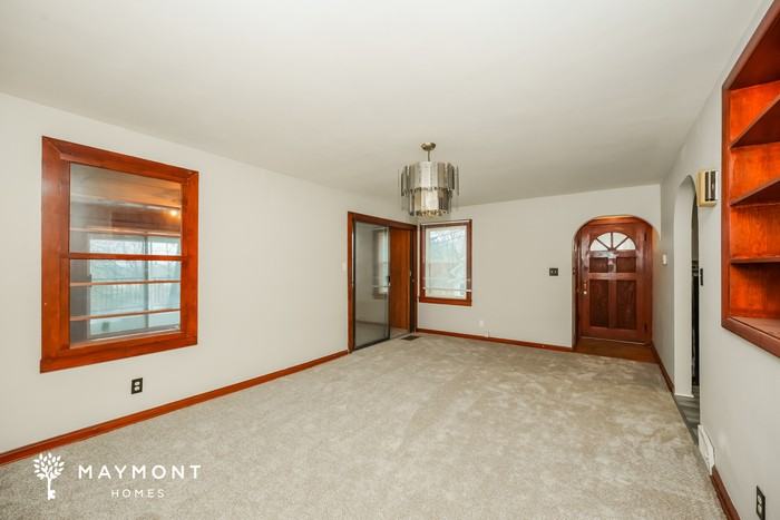 102 Ganyard St - Photo 7 of 16