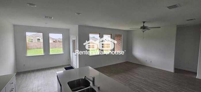 1408 Rousseau Dr - Photo 2 of 23