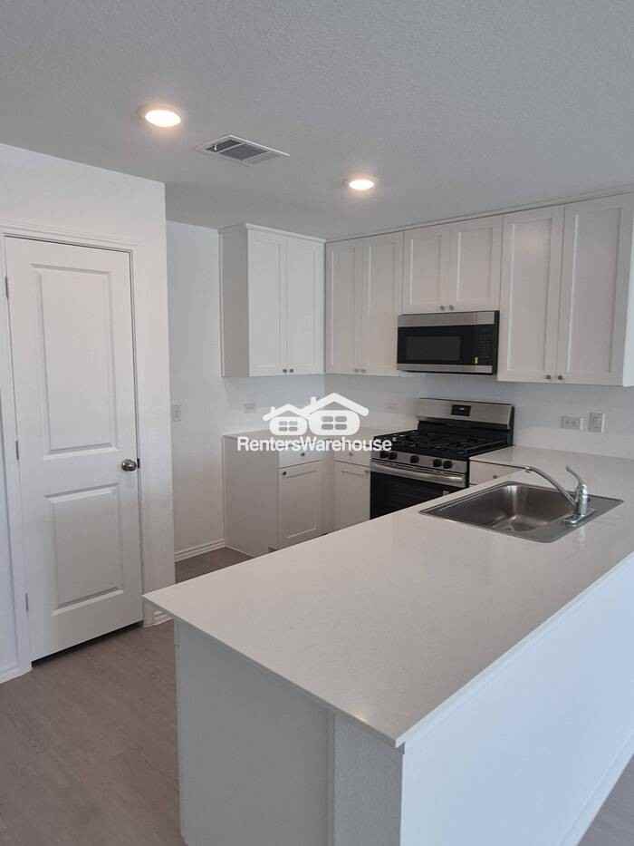 416 Silvercloud Dr - Photo 7 of 14