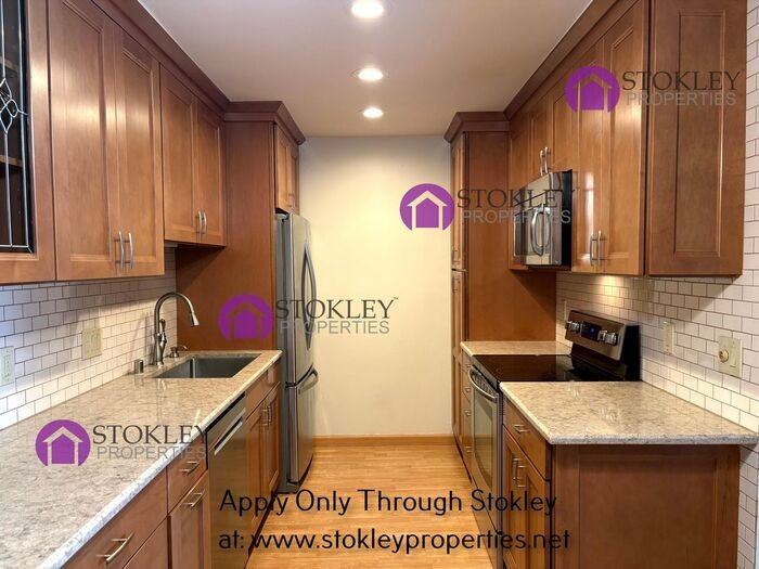 1455 Marchbanks Dr #1 - Photo 5 of 11