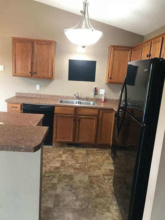 529 19th St - Photo 6 of 20