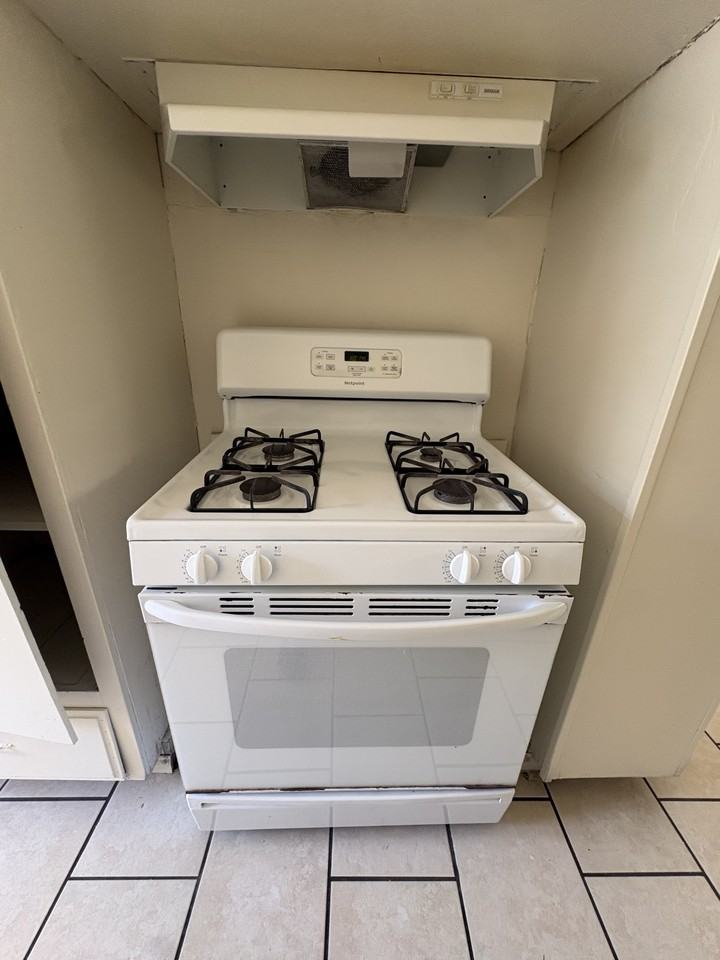 1930 Lantana St #103 - Photo 6 of 11