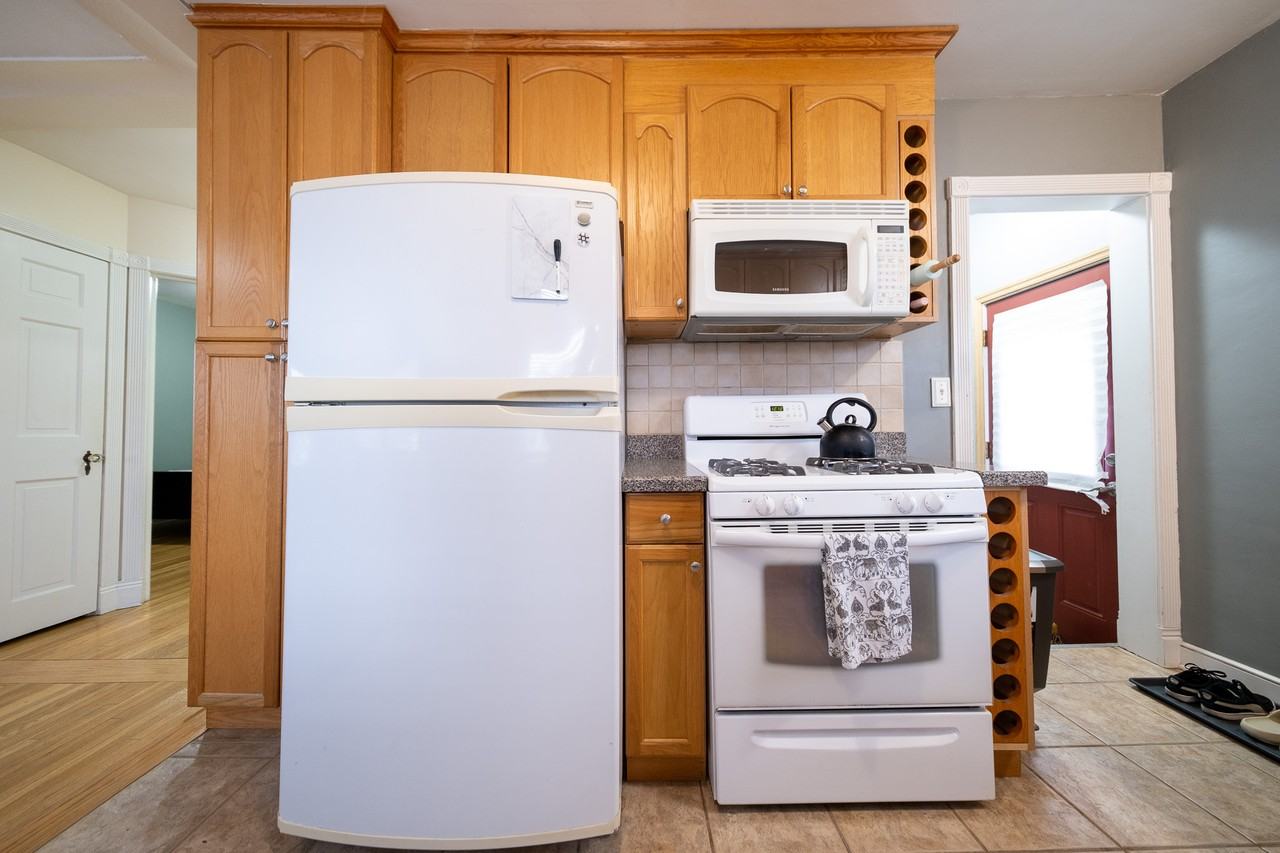 6057 Clinton Ave #1 - Photo 7 of 24