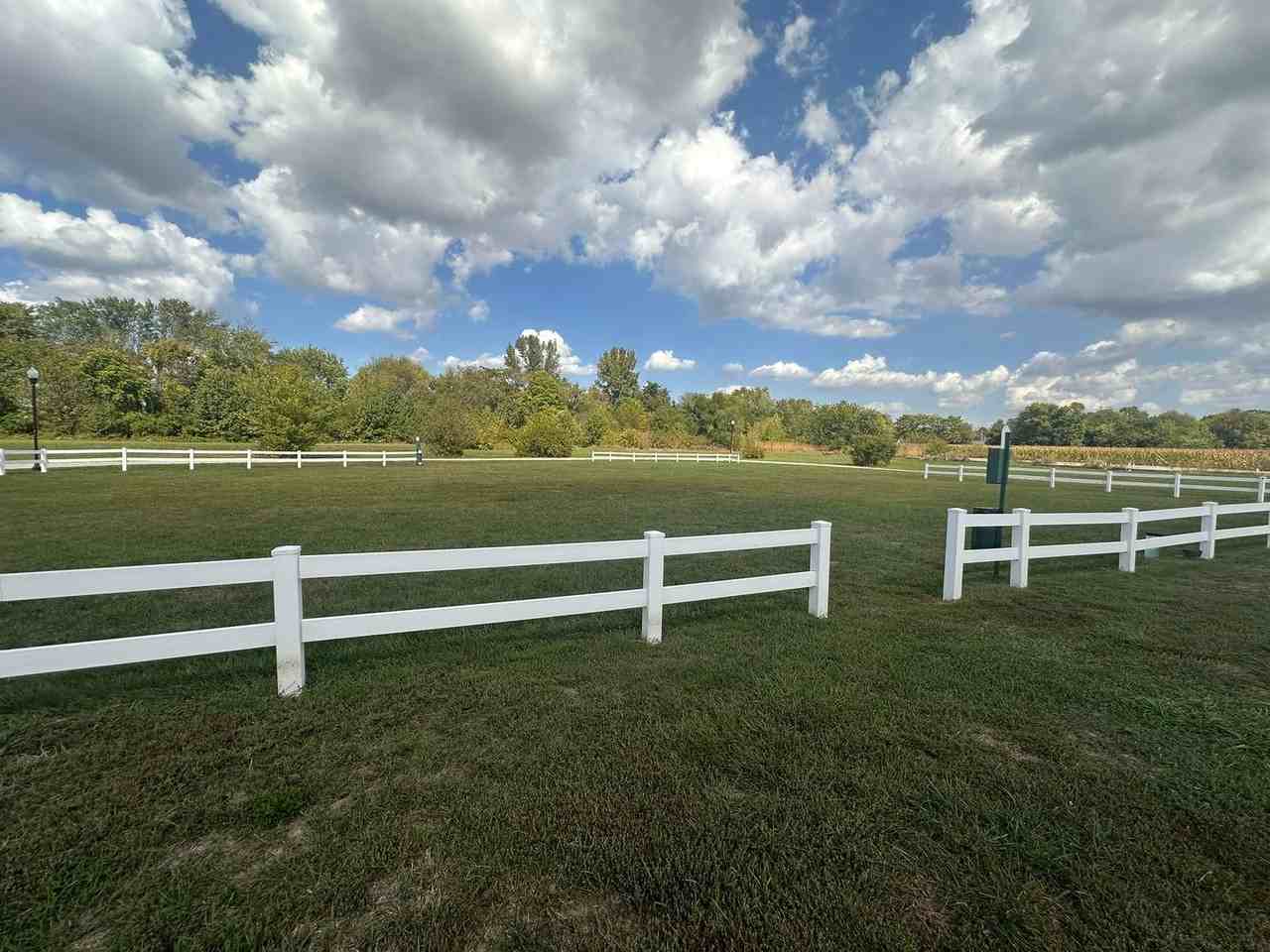 Trafalgar Pointe Apartments - Photo 2 of 34