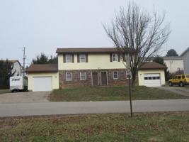 featured image of 388 Rose and Jonathan Lane