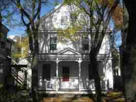 featured image of 200 Pearl St