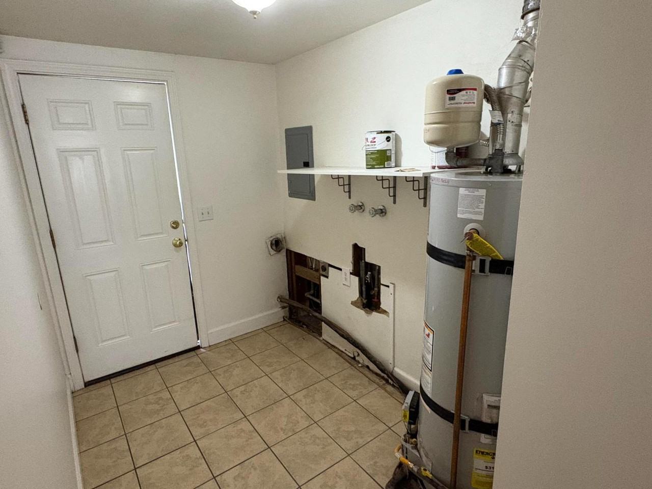 351 S 200 E - Photo 6 of 11