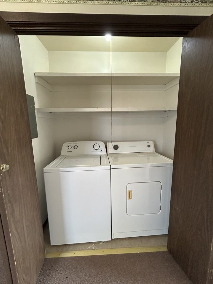 404 W Livingston St #1-2 - Photo 2 of 8