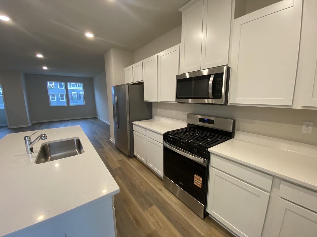 726 Hardman Dr #1 - Photo 3 of 33