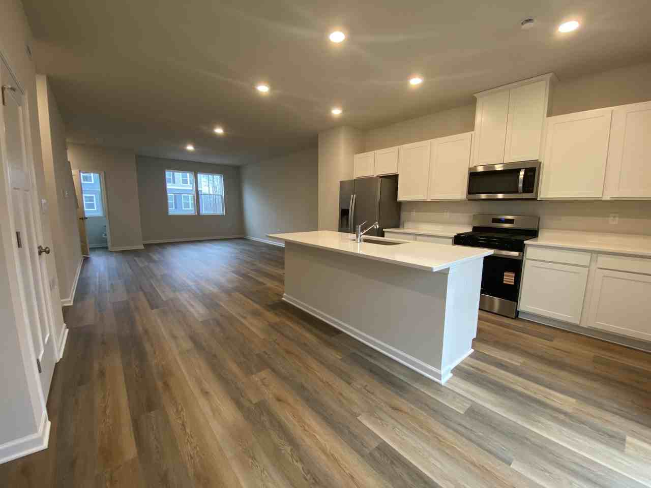 726 Hardman Dr #1 - Photo 6 of 33