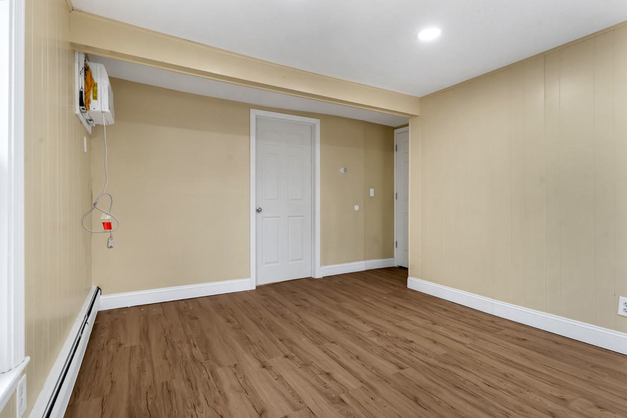 24 Whipple Ave #2 - Photo 7 of 15