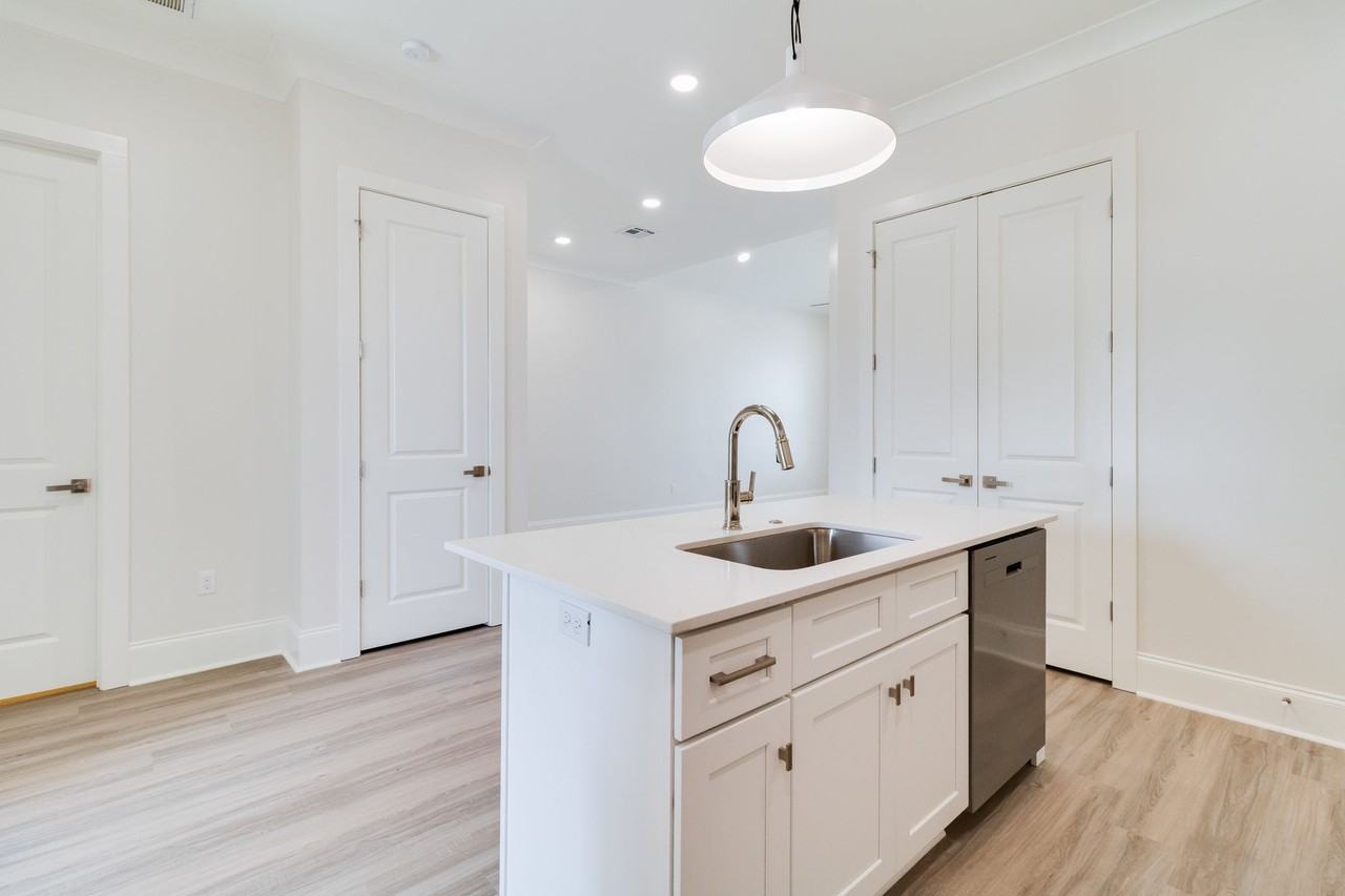 110 Pilsbury Ln #110 - Photo 5 of 18