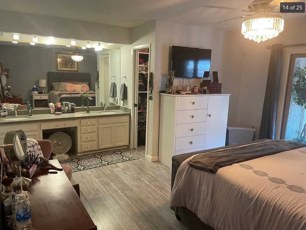 3415 N 36th St #2 - Photo 7 of 24