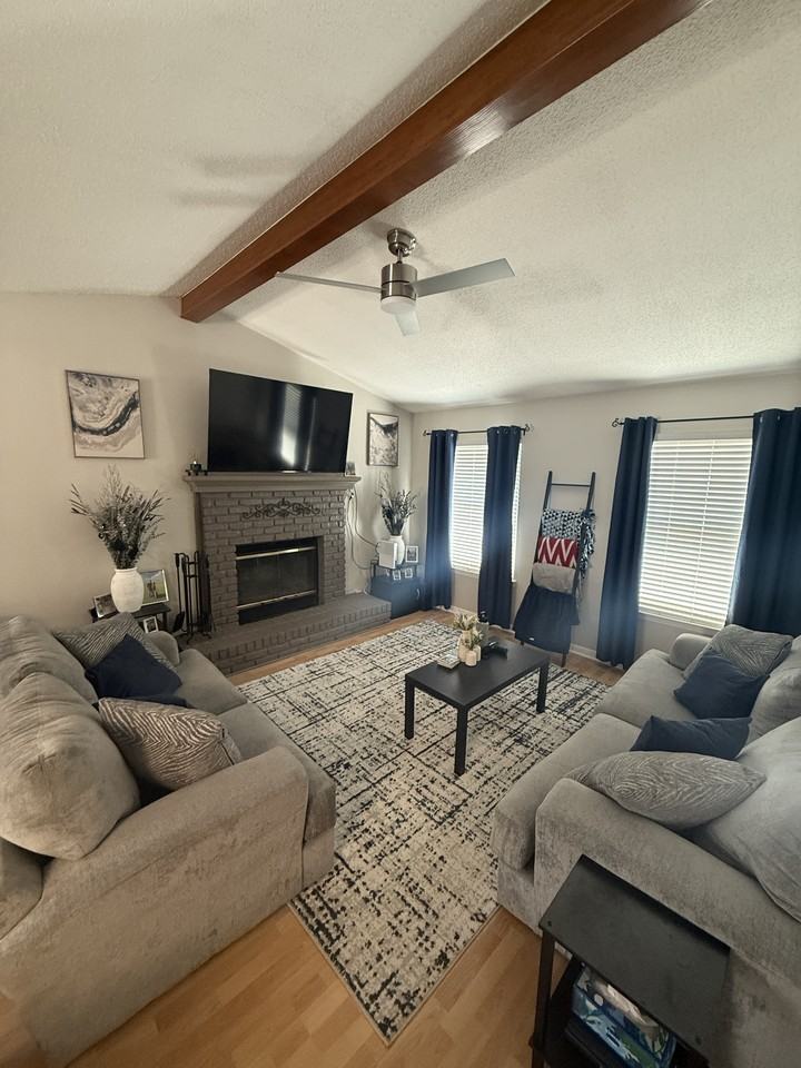 223 Karen Ct #NA - Photo 2 of 26