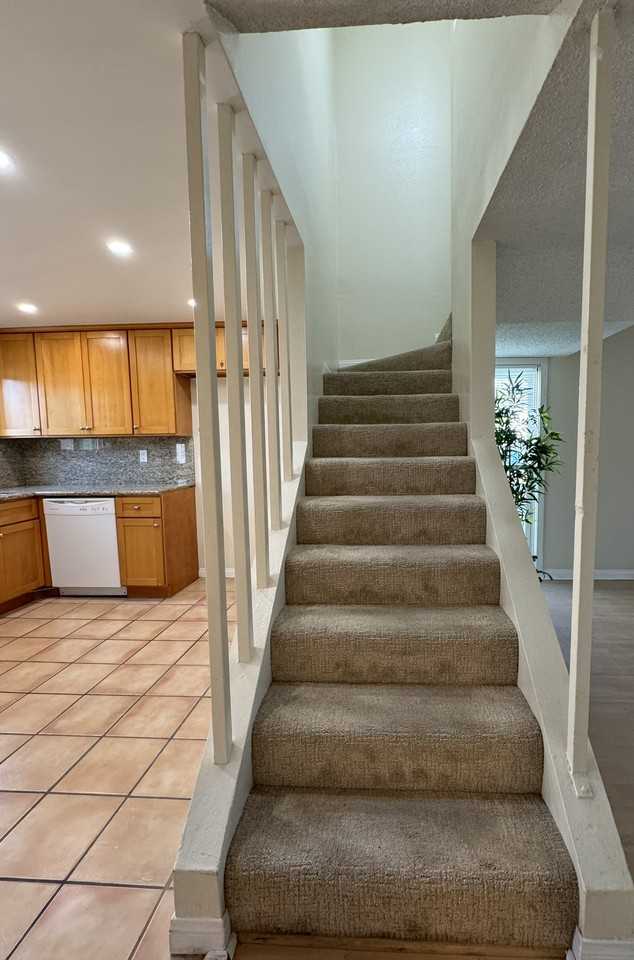 4001 Churchill Ct - Photo 6 of 26