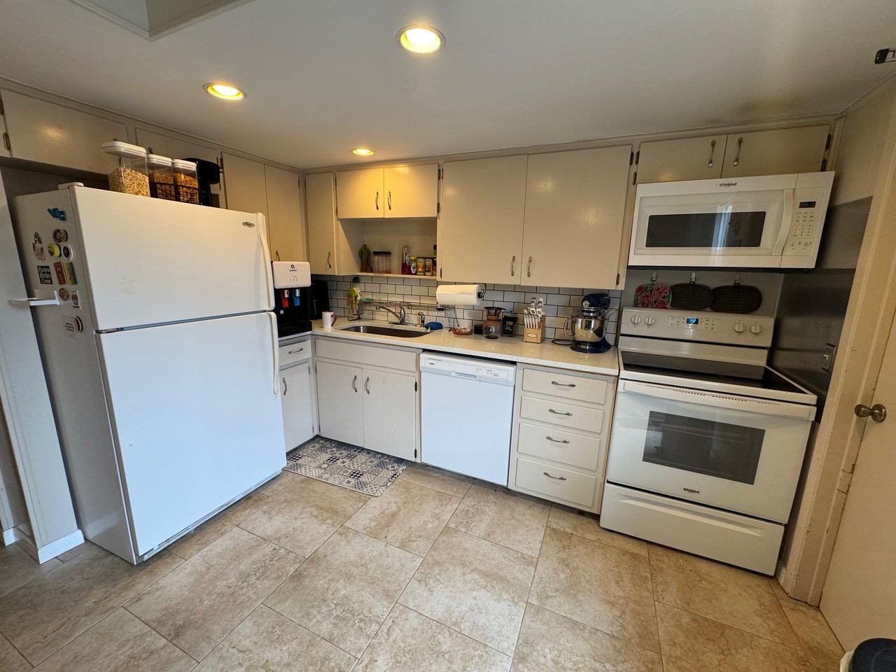 3214 Crosscreek Dr #103 - Photo 5 of 13