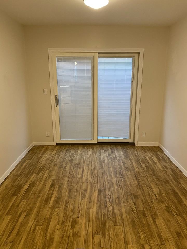 3216 Crosscreek Dr #102 - Photo 7 of 17