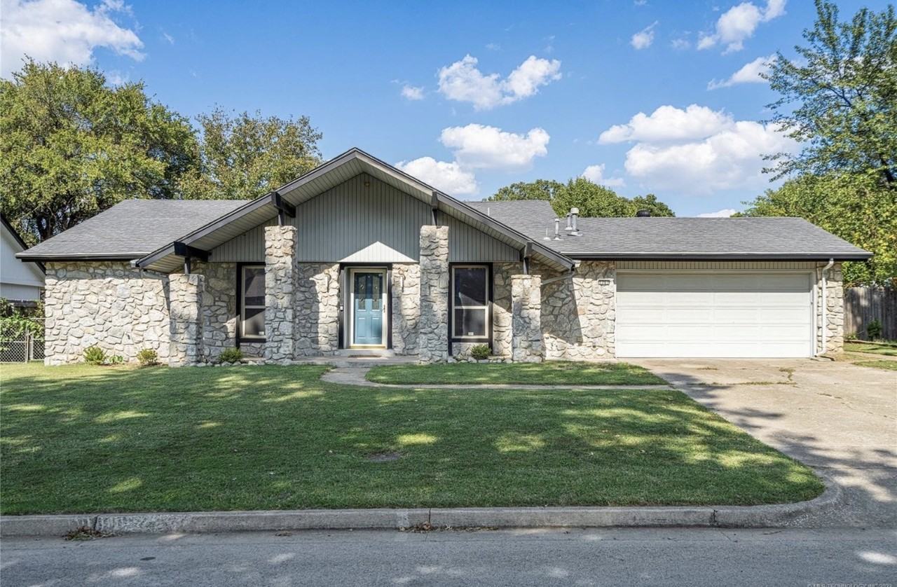 1761 W 63rd St #NA - Photo 4 of 6