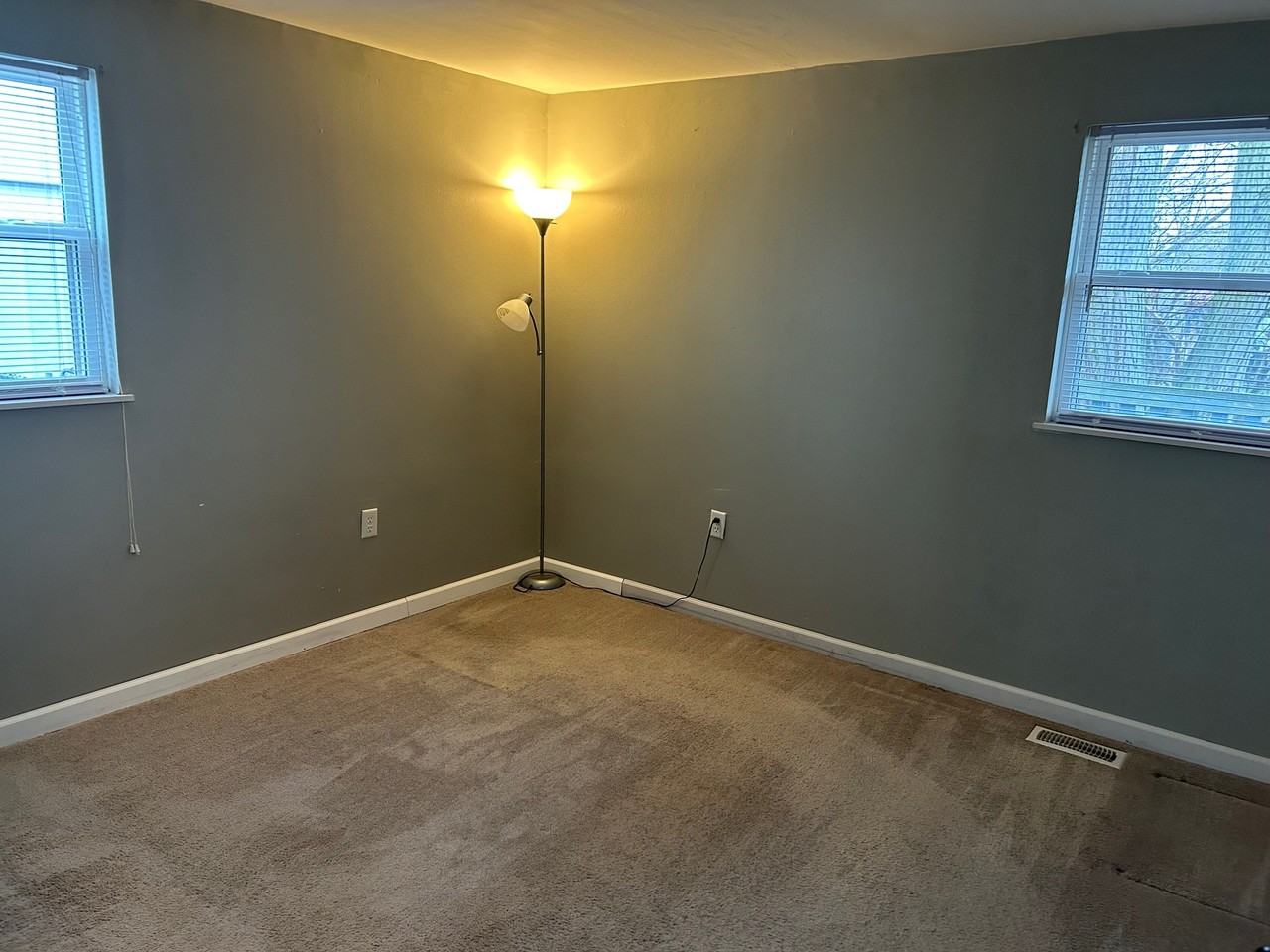 863 Savannah Dr #NA - Photo 5 of 17