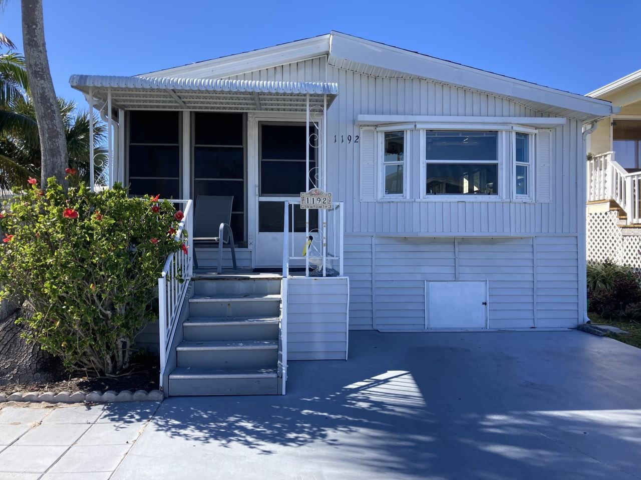 1192 Nettles Blvd #NA - Photo 2 of 16