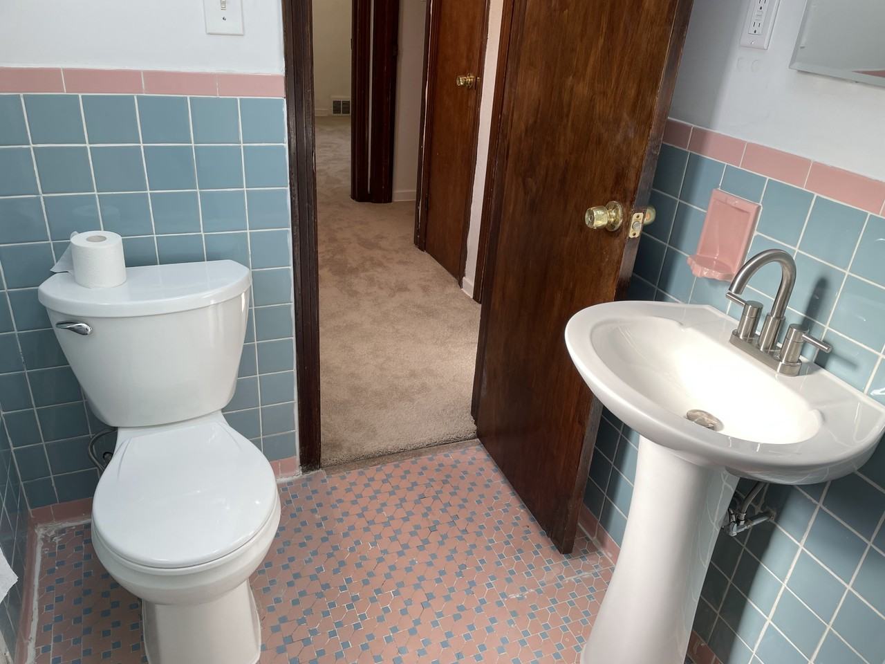 206 Whipple St - Photo 3 of 38