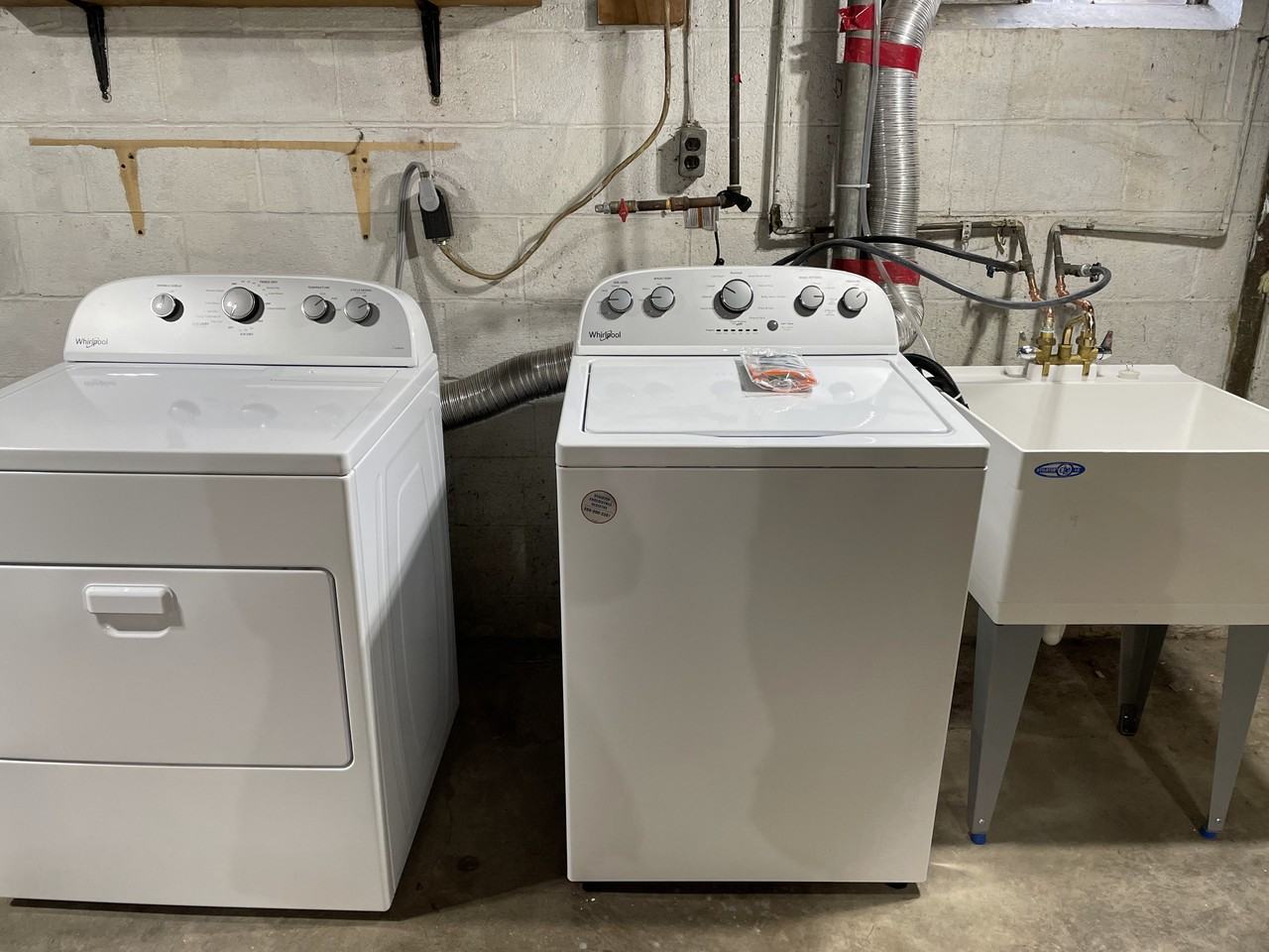 206 Whipple St - Photo 7 of 38