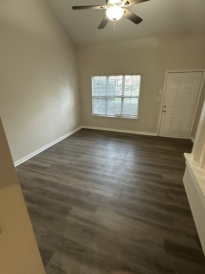 12160 Bottlebrush Pl - Photo 4 of 22