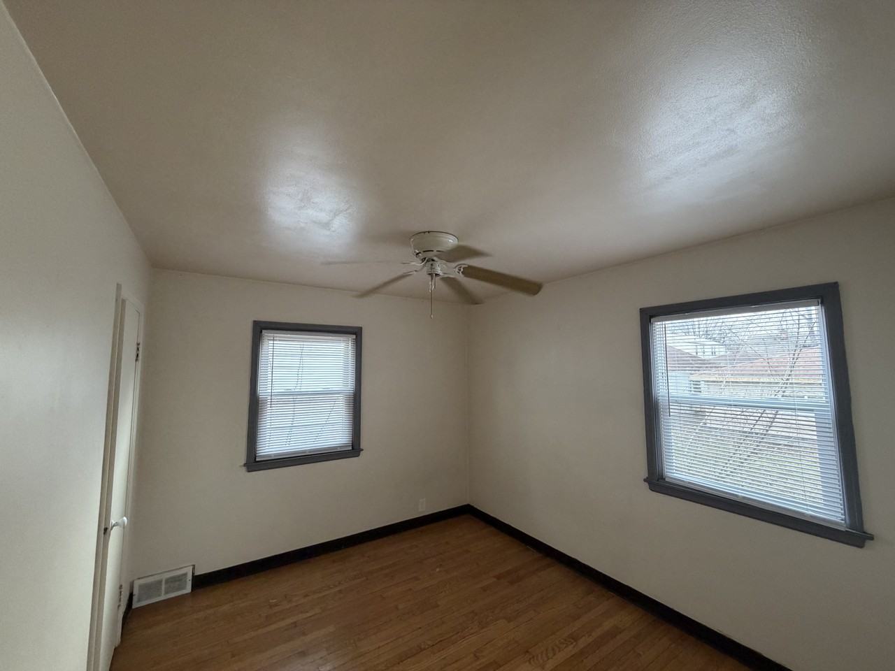 4167 N 46th St #NA - Photo 3 of 5