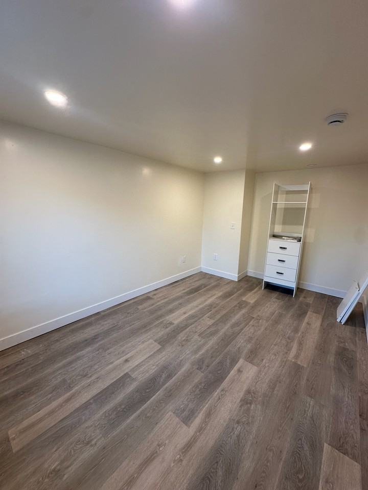 3449 Caspian Ave #3447-1-2 - Photo 6 of 7