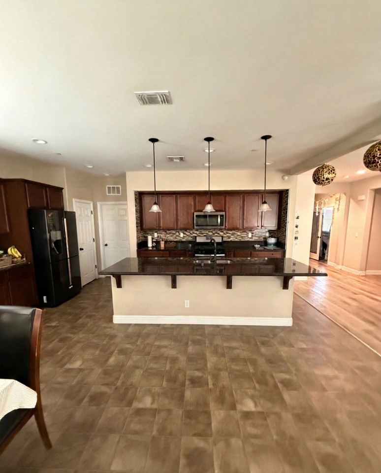 7057 N La Paz Ave #NA - Photo 6 of 19