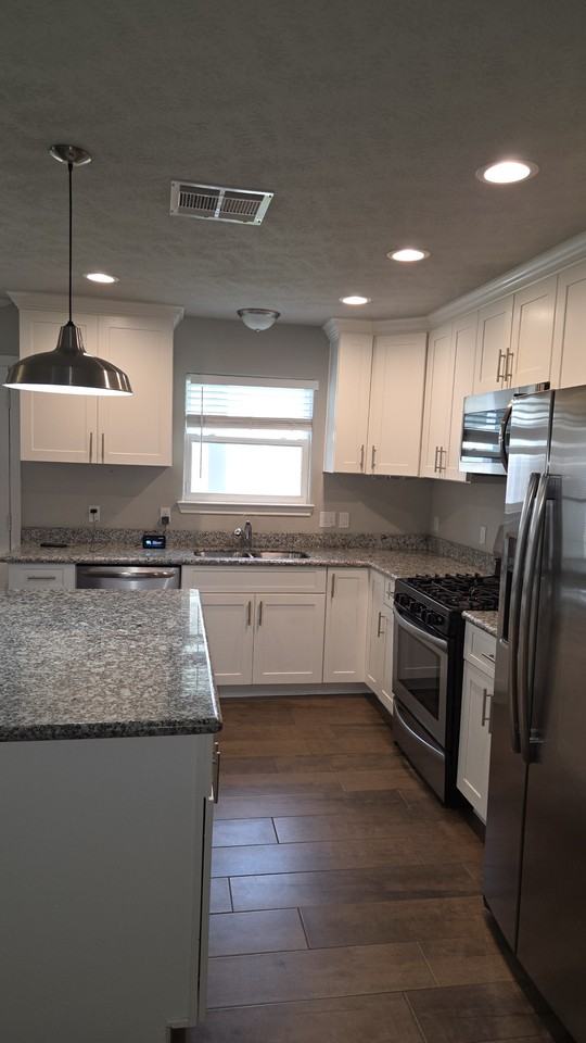 5670 Kingswood Dr #NA - Photo 2 of 18