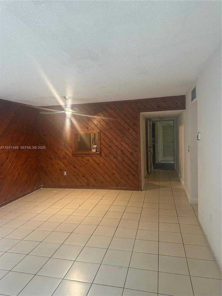 11905 Ne 2nd Ave #NA - Photo 5 of 5