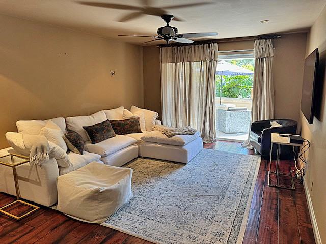 105 Por La Mar Cir #105 - Photo 2 of 24