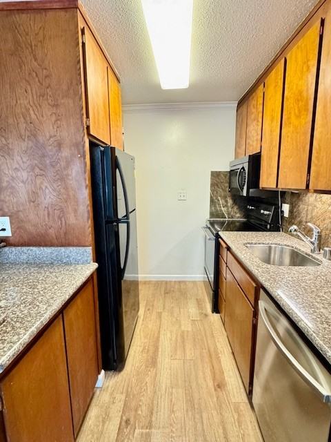 1036 Oak Grove Rd #1 - Photo 3 of 23