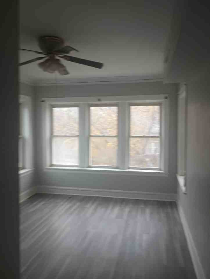 7913 S Laflin St #4 - Photo 7 of 13