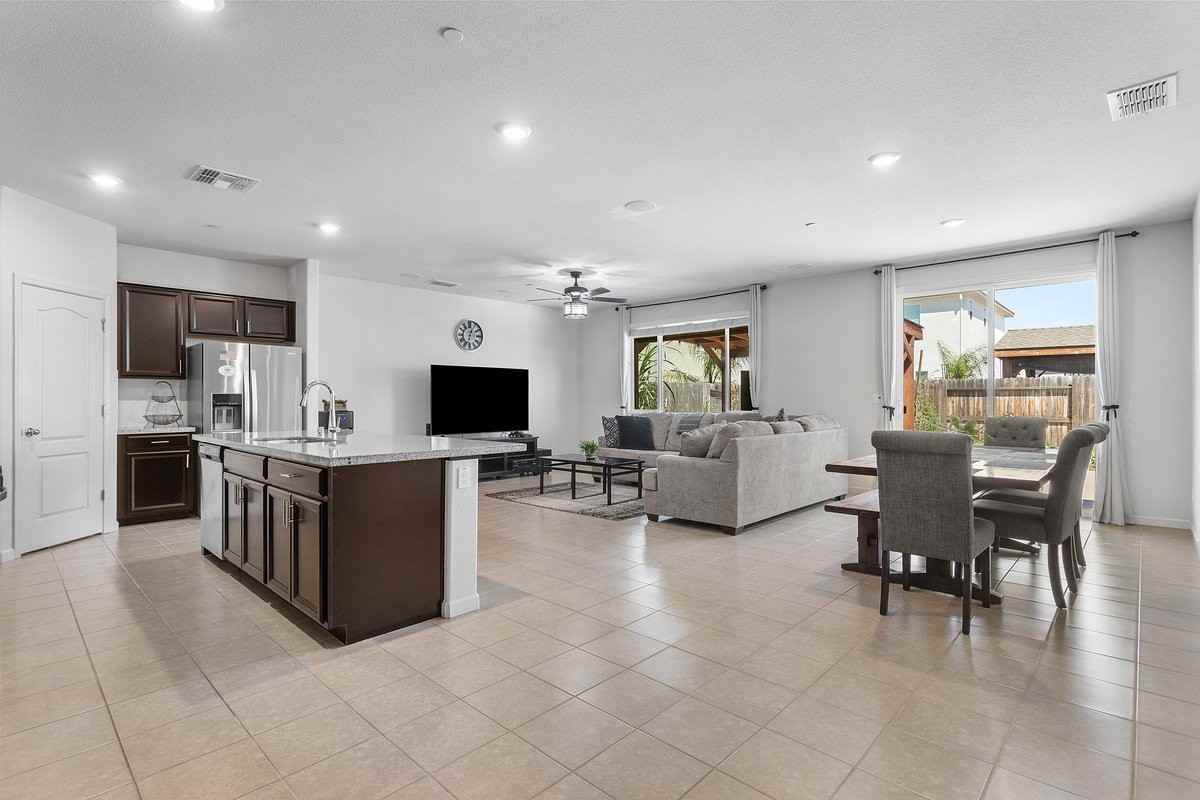 407 Sacramento St #NA - Photo 4 of 14