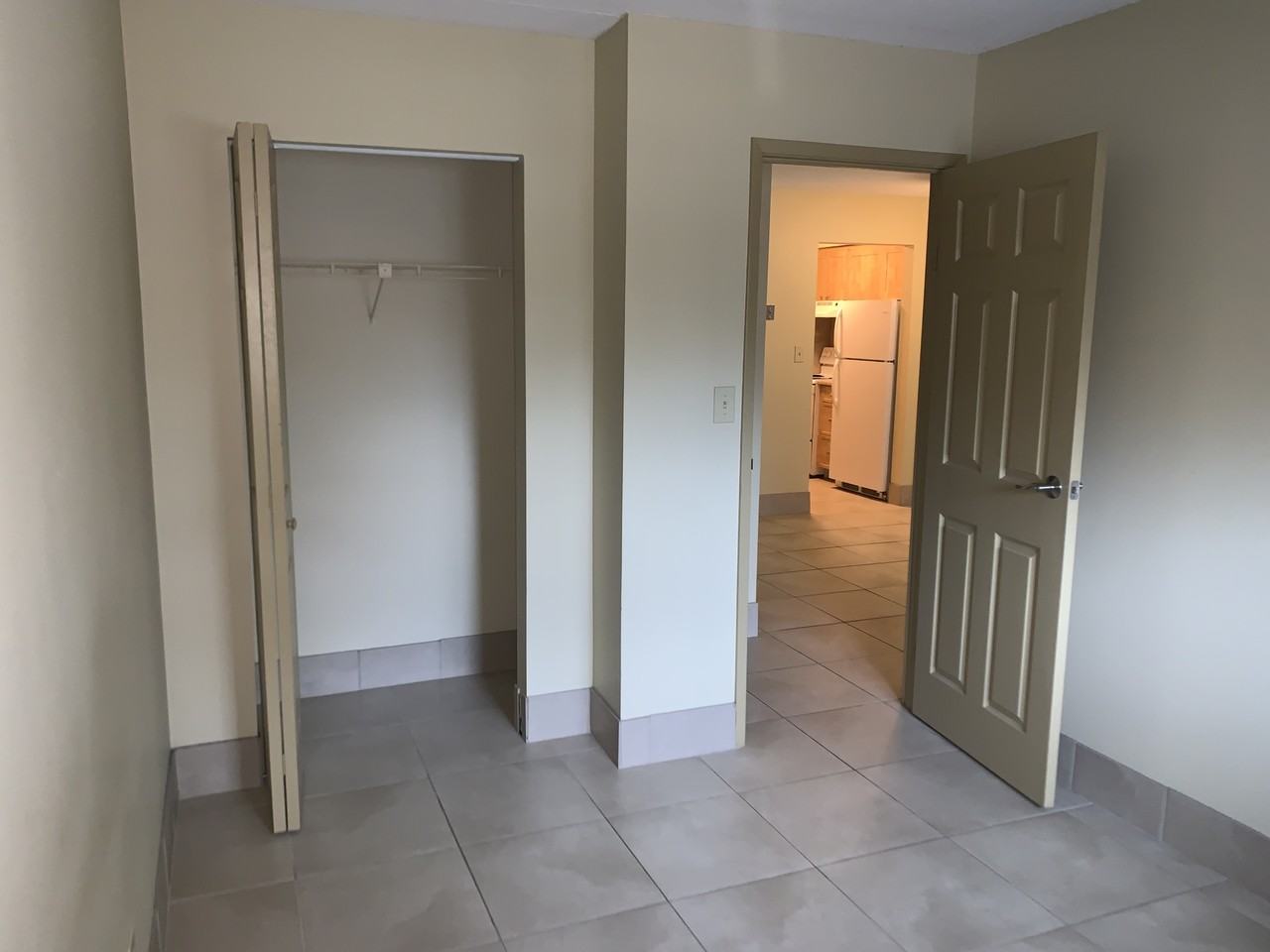 1700 University Ave W #503 - Photo 4 of 16