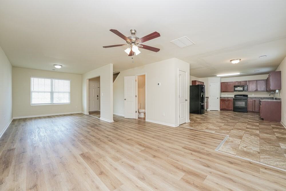110 Betty Ann Ln - Photo 6 of 17