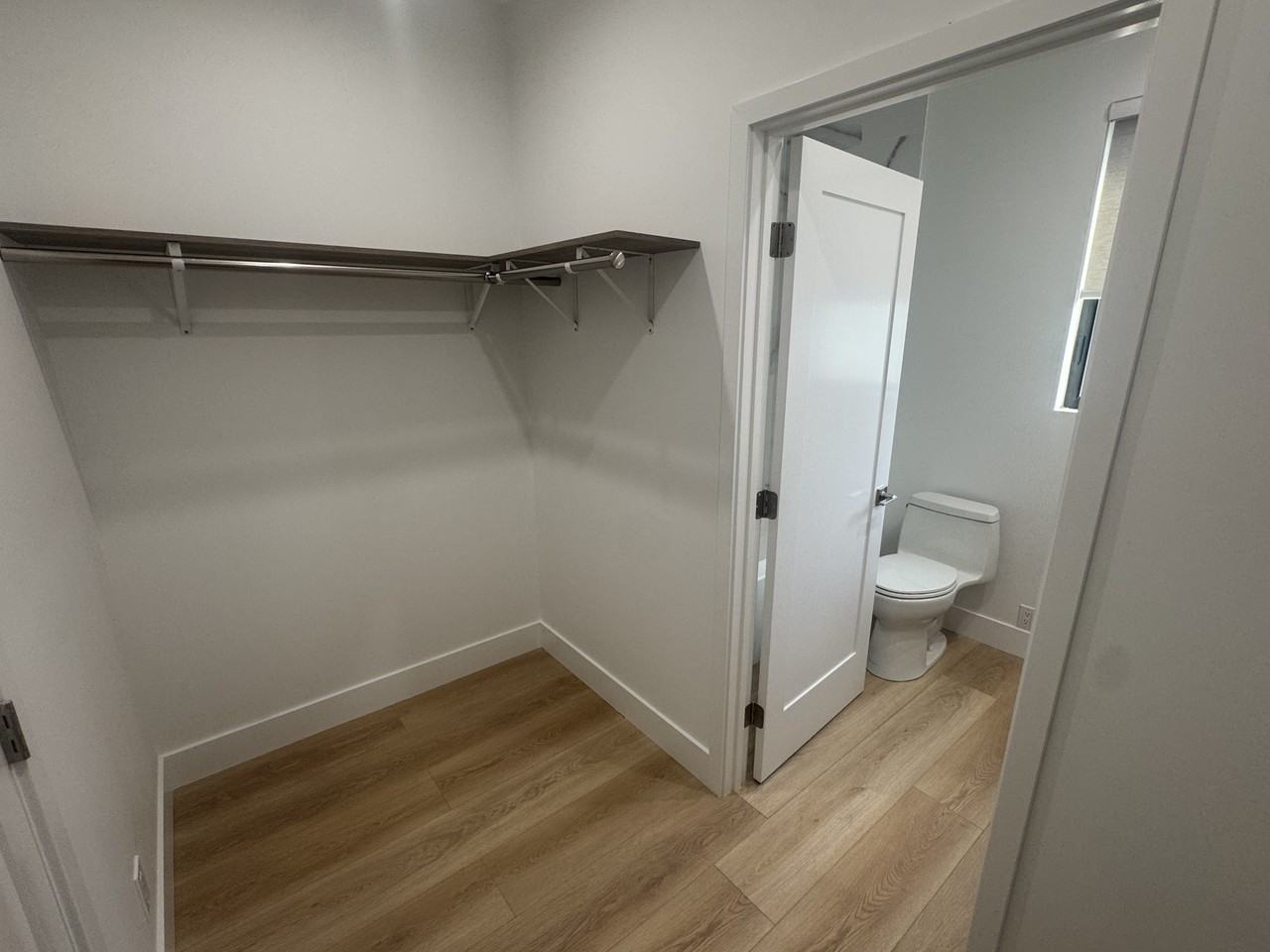 4670 Lakeview Ave #NA - Photo 6 of 18