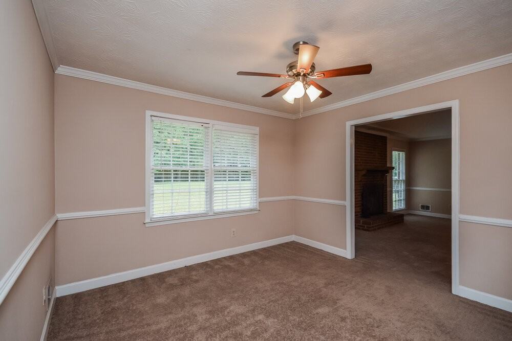 2975 Camary Place Dr Se - Photo 5 of 16