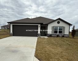 featured image of 4737 Se 5th St