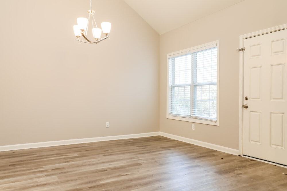 5130 Villas Ter - Photo 6 of 17