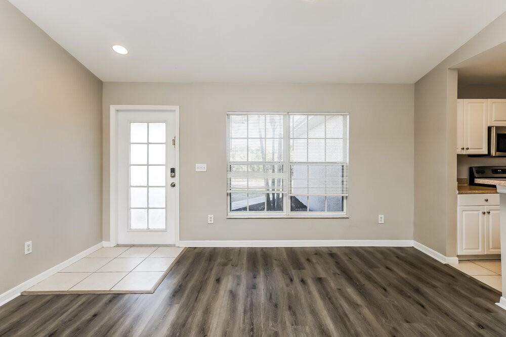 2511 28th St W - Photo 6 of 16