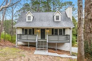 featured image of 3138 Calumet Cir Nw