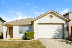 featured image of 6942 Saharastone Dr