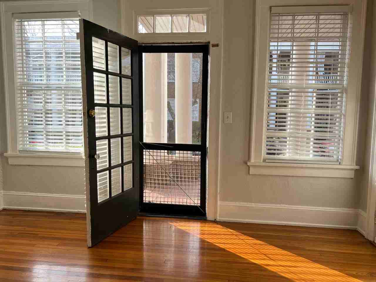 Virginia Court - Photo 2 of 18