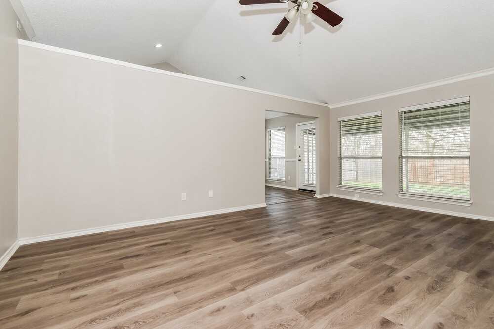 117 Brockway Dr - Photo 5 of 16