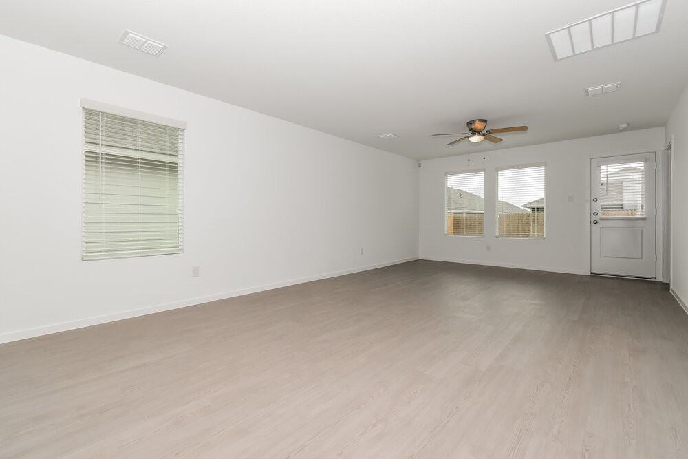 924 Calley Pear Trl - Photo 4 of 16