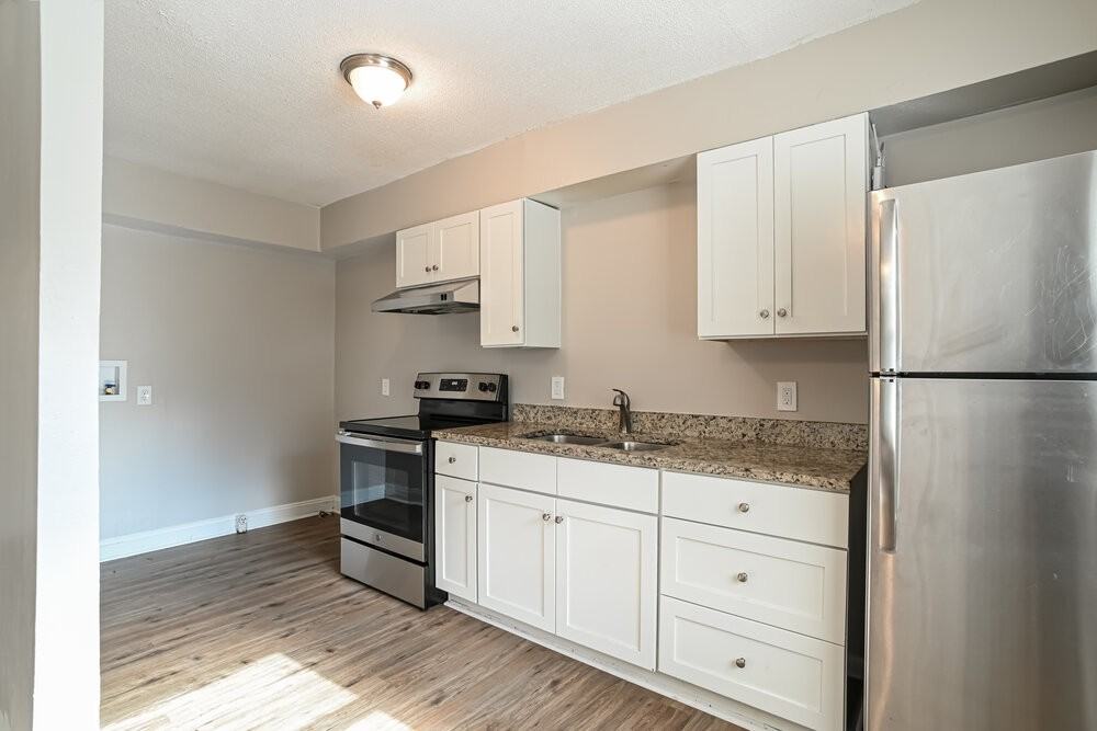 1618 Longleaf Dr - Photo 7 of 19